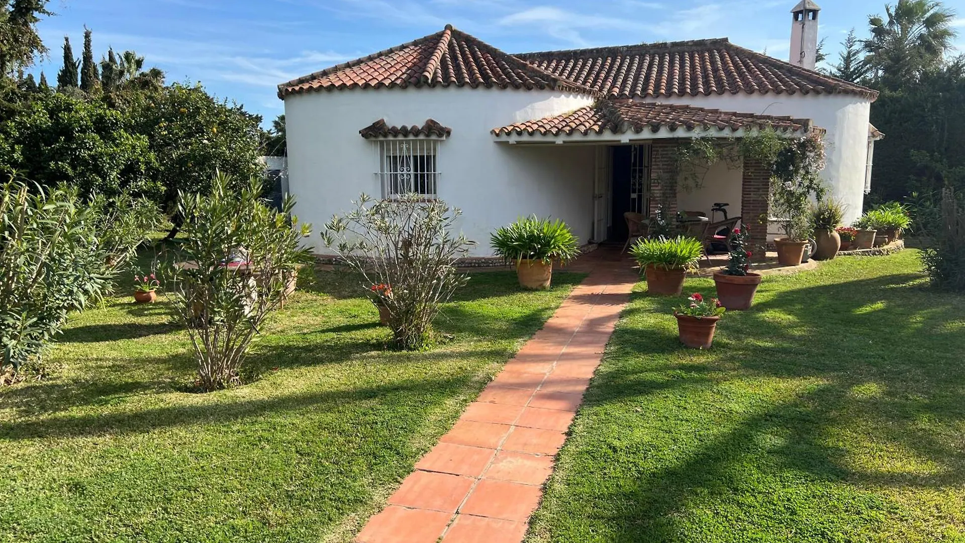 Casa Del Monte Cazador Villa Cadiz